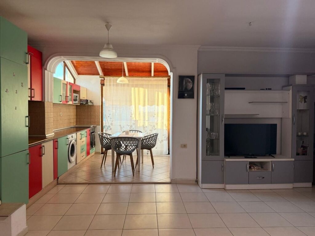 APPARTAMENTO 1+1 50.000 LEKE VIA FORTUZI