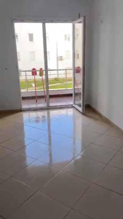 Qera | Apartament 2 + 1 | Fresku | 400 €/muaj