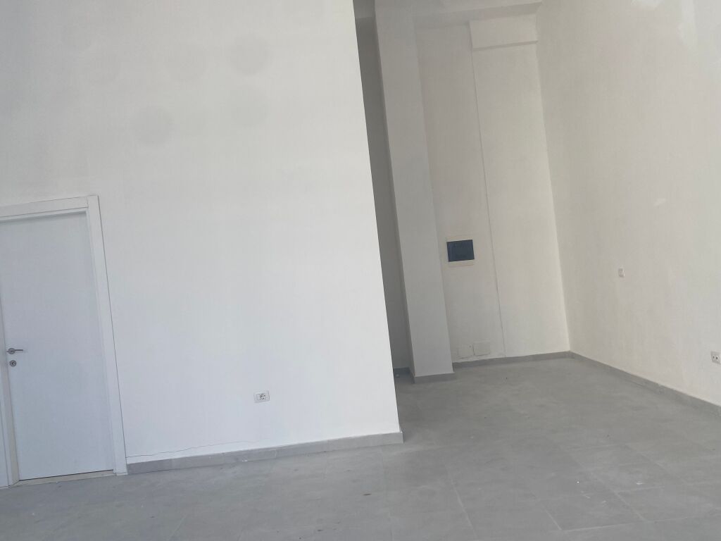 Shop for rent Kombinat !
