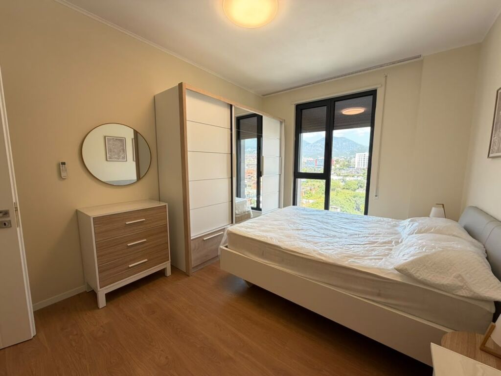 Qera, Apartament 2+1+2 , Porcelan , Tiranë.