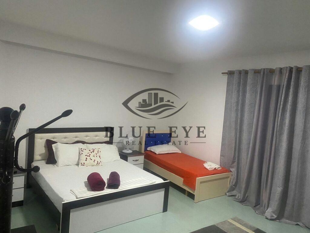 Jepet me Qira Apartament 2+1 për Studentë – Afër Albanian College!