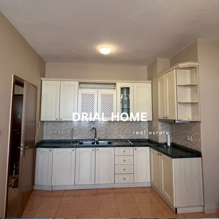 Apartament me qera 1+1