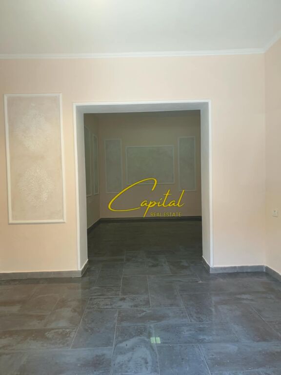 NEGOZIO IN AFFITTO 40 M2 VASIL SHANTO 50.000 LEKE