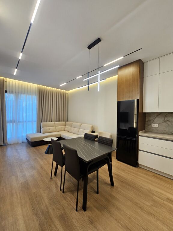FOR RENT APARTMENT 1+1 – SQUARE 21 price 1000 euro,  📍 Square 21 Complex, Tirana