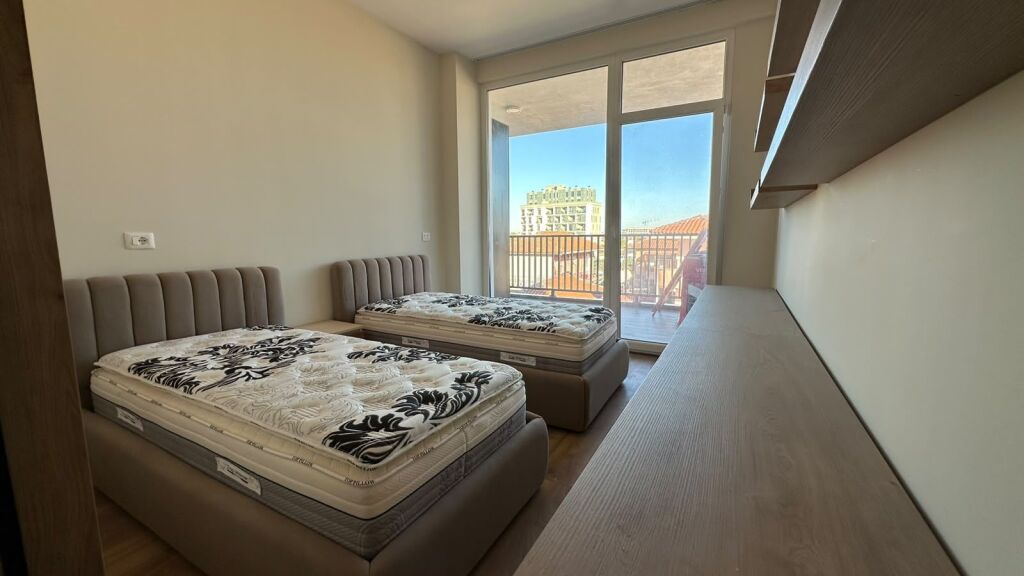 Apartament 2+1 per qira tek Siri Kodra
