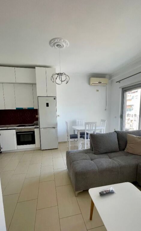 Apartament me qera 1+1 Qender