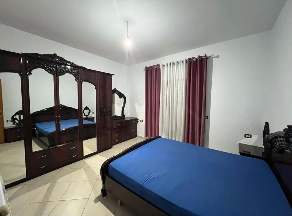 Jepet shtepi me qera 2+1+2 + Parkim - Misto Mame , Tirane