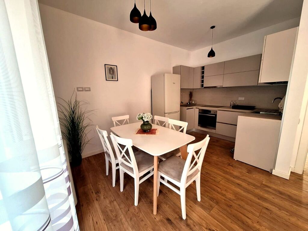 # FOR RENT: 2+1+2 Bathrooms 📍Rruga e Elbasanit (Near the U.S. Embassy) - 80,000 Lek/Month - Floor 2 - 85m² || Quick Access to Amenities