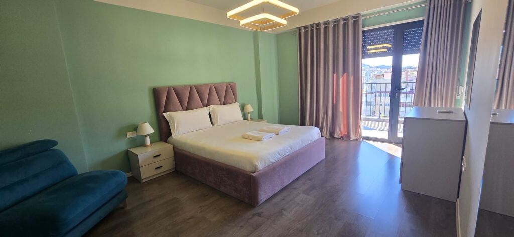 Apartament 2+1+2 te Olimpiku