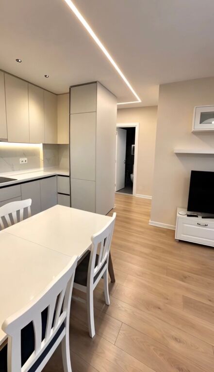 Jepet Me Qera Apartament 1+1+1 Post Parkimi + 1 Ballkon