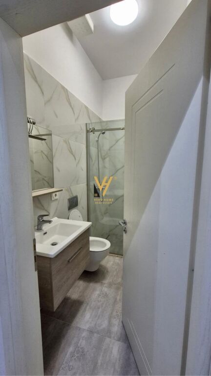 APARTMENT 2+1+BLK FOR RENT ON PETI STREET 90,000 LEKE