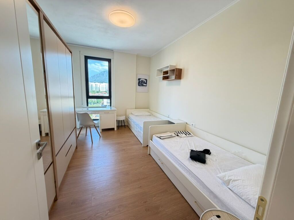 Qera, Apartament 2+1+2 , Porcelan , Tiranë.