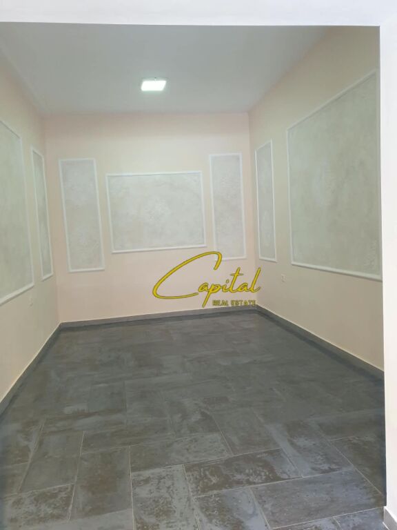 NEGOZIO IN AFFITTO 40 M2 VASIL SHANTO 50.000 LEKE
