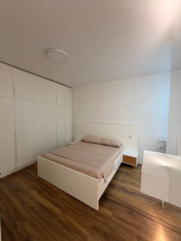 For rent 2+1+1 Astir near Rotonda 600 thousand lek