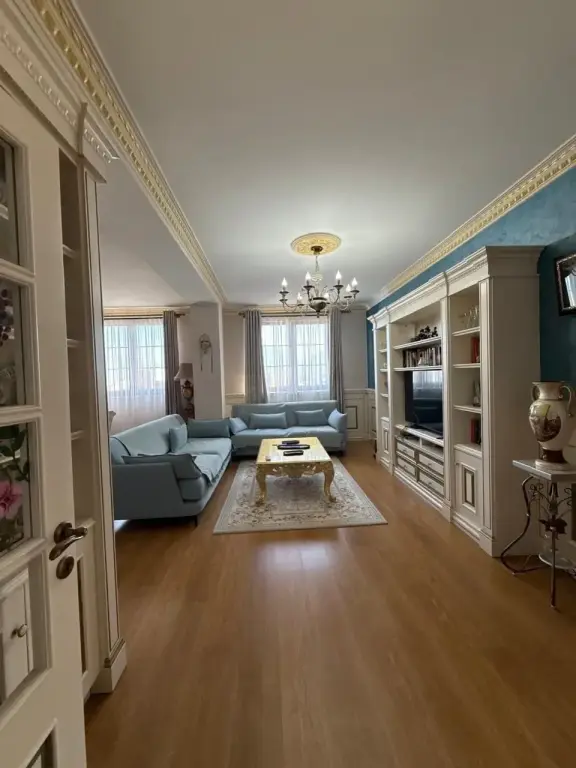 Apartament 2+1+2 per qira, Ish-Stacioni i Trenit !