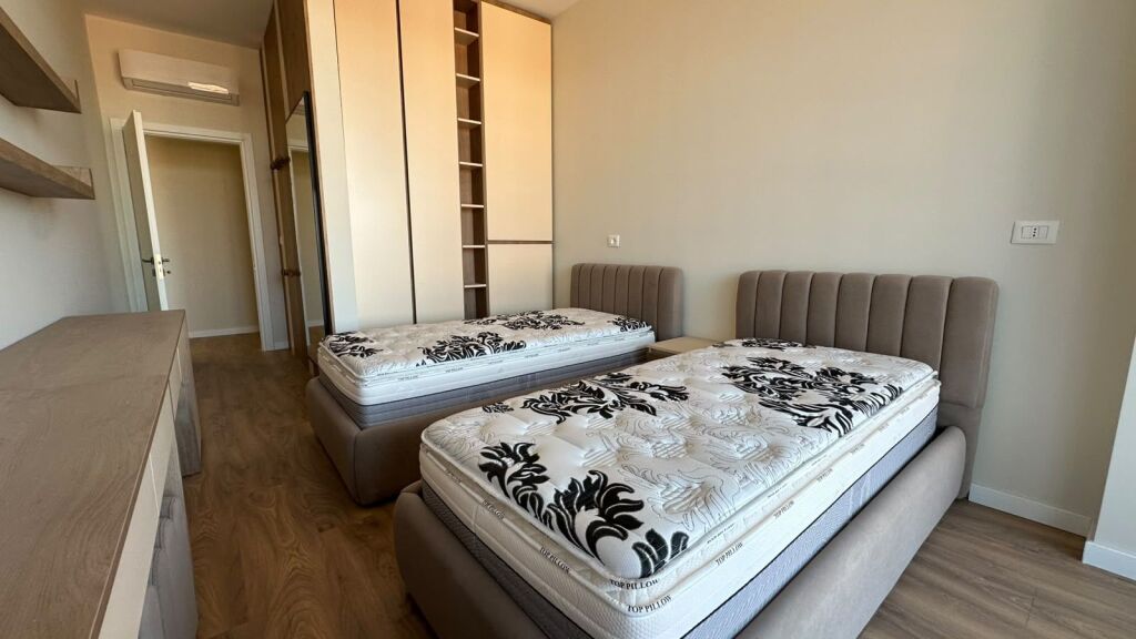 Apartament 2+1 per qira tek Siri Kodra