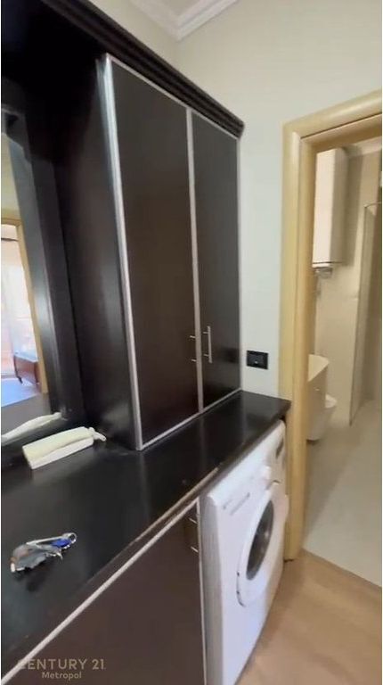 🏡 Jepet me qira apartament 1+1 – Kopshti Botanik / Nënkalimi i Kodrës së Diellit 550 € /Muaj 50,000 Lekë /Muaj