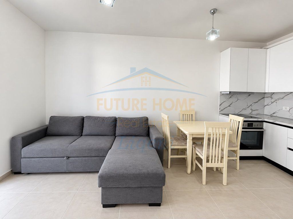 Apartament 2+1 për shitje, pranë QTU tek Kompleksi Univers City