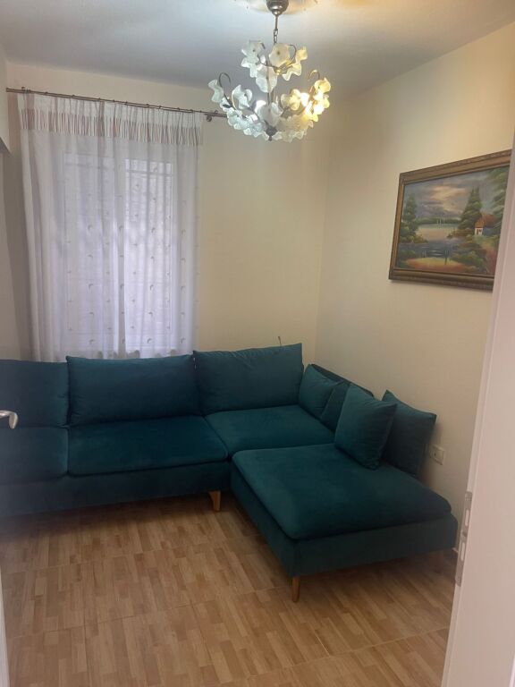In Affitto Appartamento 2+1+1 Balcone