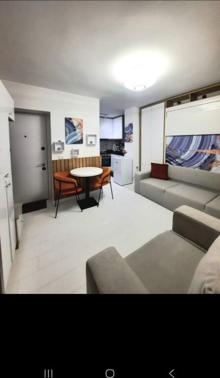 Monolocale moderno 34,5 m² Via Ali Demi sopra la scuola Kushtrimi Lirise Tirana.