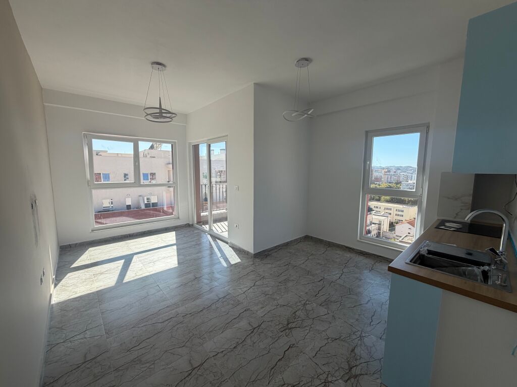 Appartamento 1+1 in affitto complesso Aura/Processo di arredamento