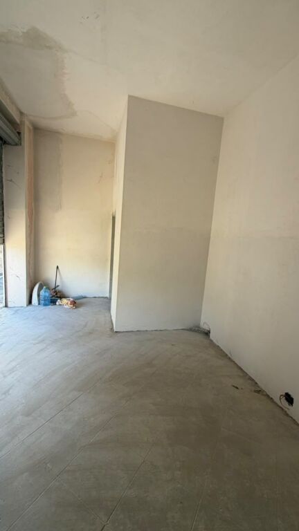 BUSINESS PREMISES FOR SALE IN NEIGHBORHOOD 18, DURRES
