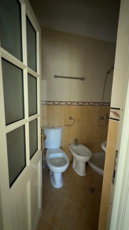 Shitet Apartament 2+1+2 ne Fresk, Rruga Muhamed Deliu