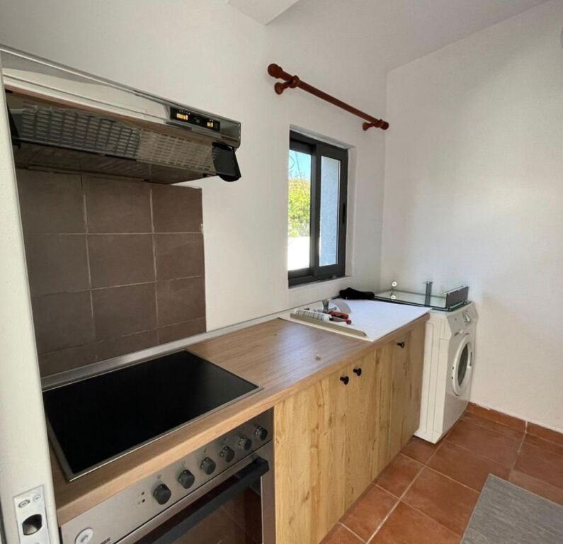 Apartament me qera 1+1 Shkoze