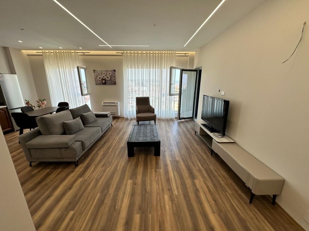 Tek Rruga Jordan Misja Jepet Me Qera Apartament 2+1 Me Mobilim Modern