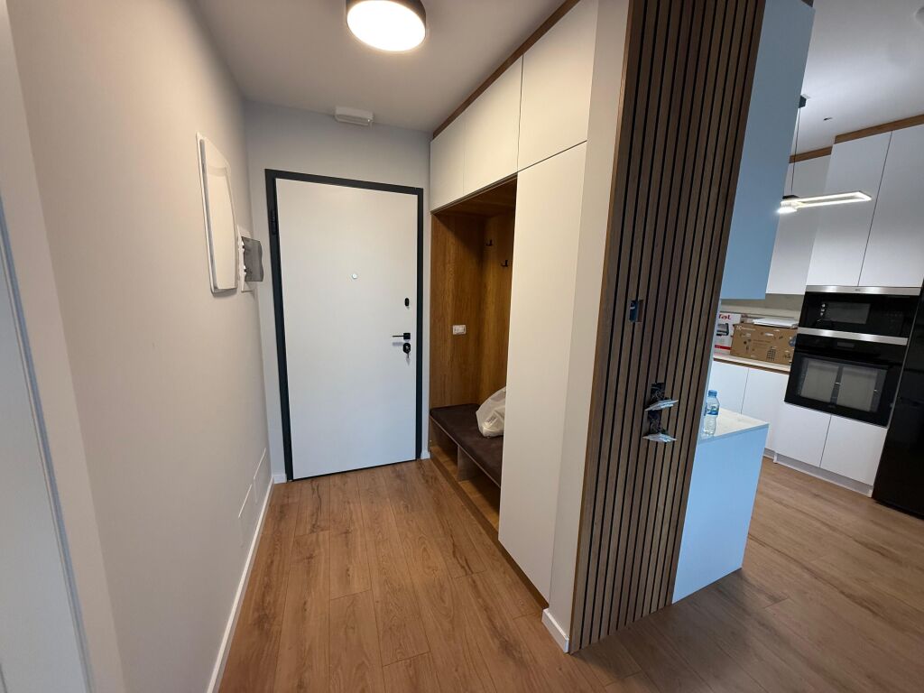 For Rent Apartment 2+1+2 + Storage | Lake View