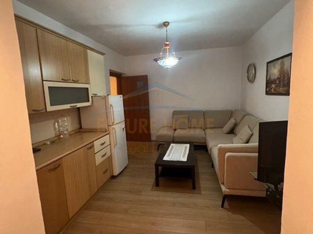 Affitto, Appartamento 2+1, Oxhaku, Tirana.