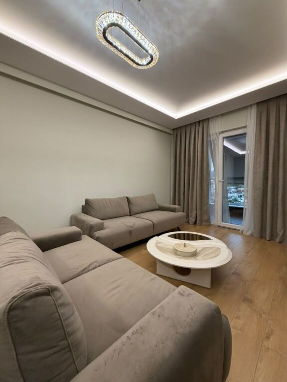 ✨ MODERN 2+1+2 APARTMENT FOR SALE WITH PARKING – NEW BOULEVARD 📍 New Boulevard, Tirana