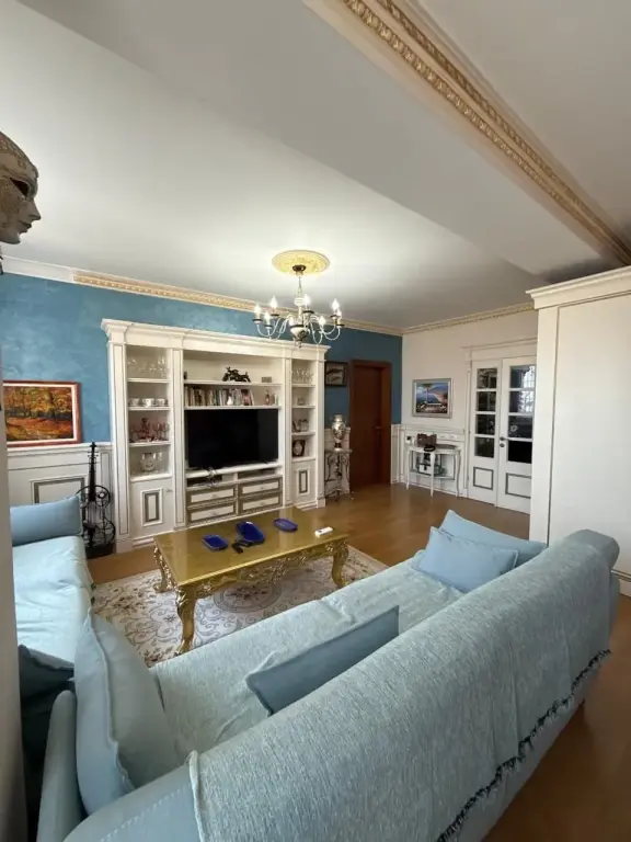 Apartament 2+1+2 per qira, Ish-Stacioni i Trenit !