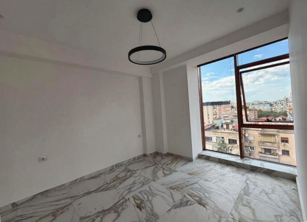 ME QERA AMB. BIZNESI💻: 2 AMB. PUNE 📍Rr. e Kavajes - Qender | 850€/Muaj - P. I Ri V.2025 - Kati.7 - SP.75m² | Buze Rr. Kryesore - 5 Min. Larg Qendres