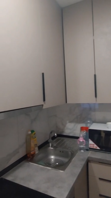 Apartament 1+1 per shitje tek Terminali Pallatet e Verdha !