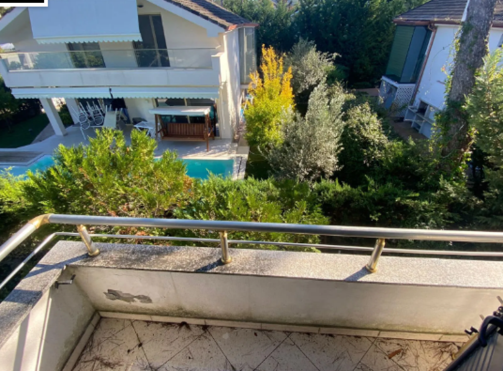 FOR SALE 2-STORY VILLA MALI ROBIT GOLEM