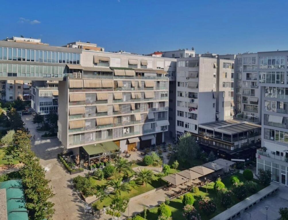 Appartamento 1+1 in vendita, Comune di Parigi, super investito !