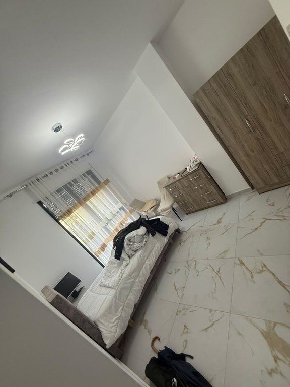 🏡 APPARTAMENTO 2+1+2 IN AFFITTO – EX MERCATO ELETTRICO /Mese 70.000 Lek /Mese