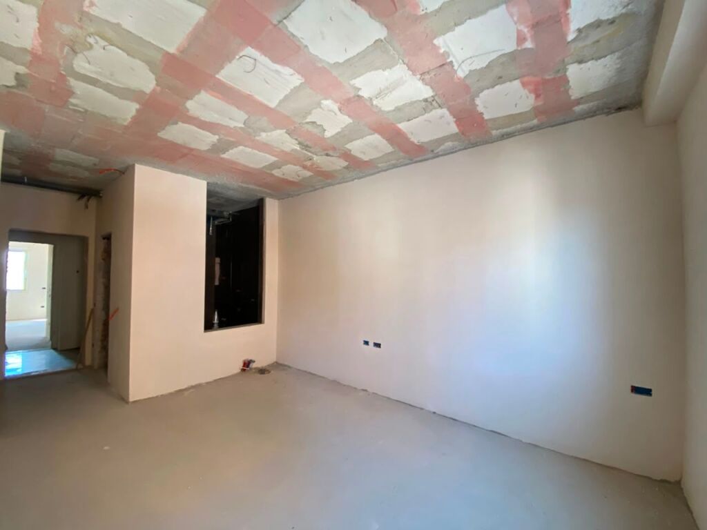 JEPET ME QIRA – AMBIENT BIZNESI  📍 White Palace, Paskuqan