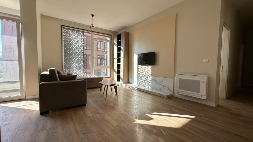 Apartament 2+1+2 per qira tek Siri Kodra