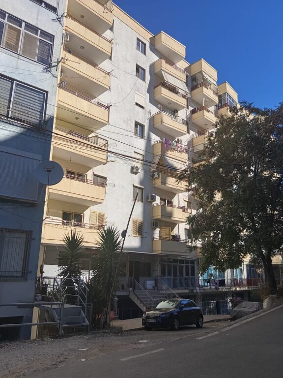 For sale, Apartment 1+1, Fresku, Tirana.