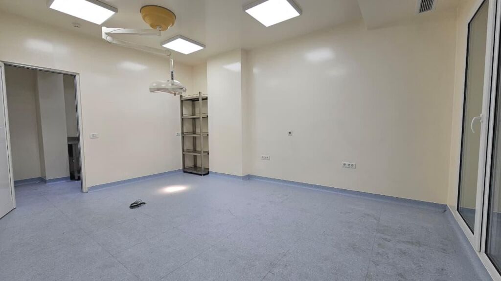 🏢 **JEPET ME QIRA | ZYRË – KIKA 2, KOMUNA E PARISIT 📍**