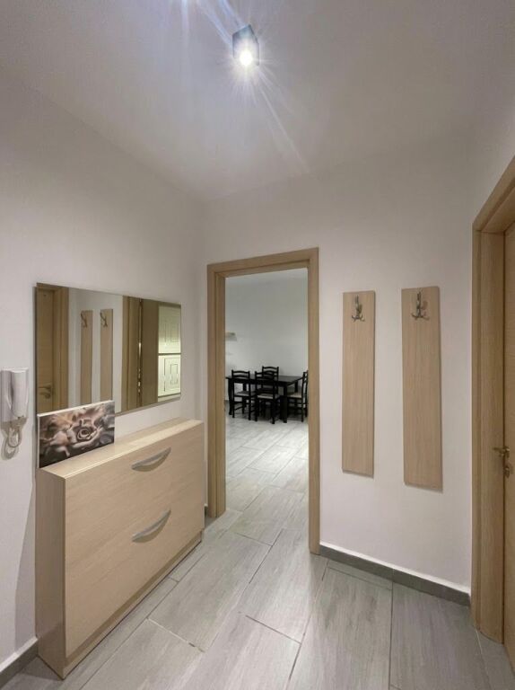 Apartament 1+1 me qira – Rrethi i Astirit !