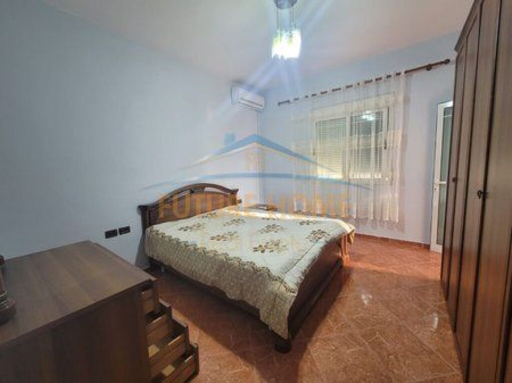Qira, Apartament 2+1+2, Vilat Gjermane