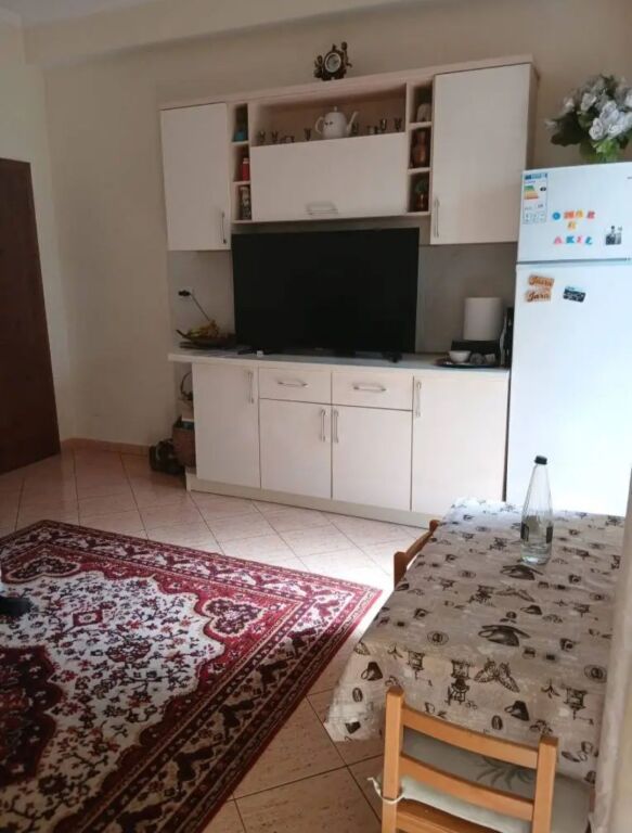 SHTEPI ME QIRA 2+1 - RRUGA 5 MAJI , TIRANE