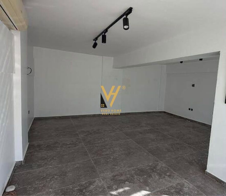 SERVICE UNIT 65 M2 FOR SALE AT DINAMO STADIUM 55,000,000 LEKE