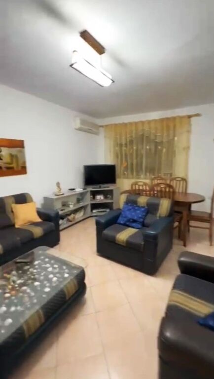 🏢 Don Bosko, affittasi appartamento 2+1 arredato. 60.000 lek