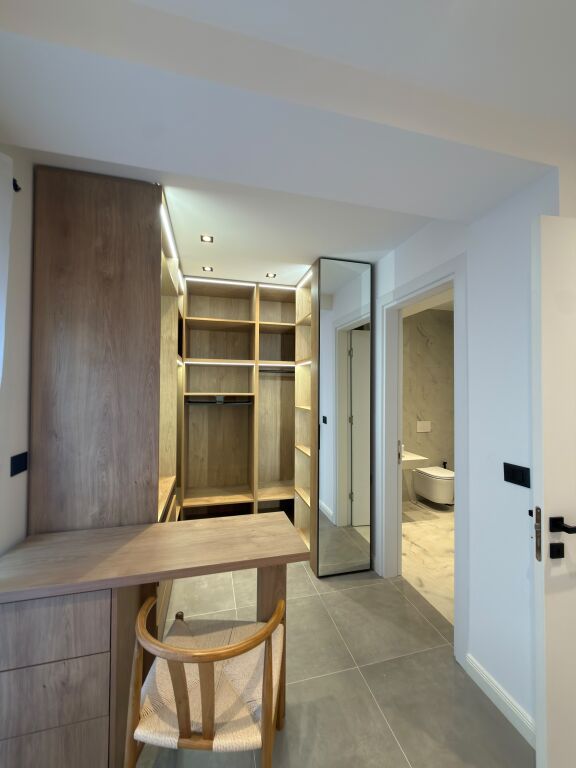 🏡 JEPET ME QIRA – APARTAMENT 3+1+2