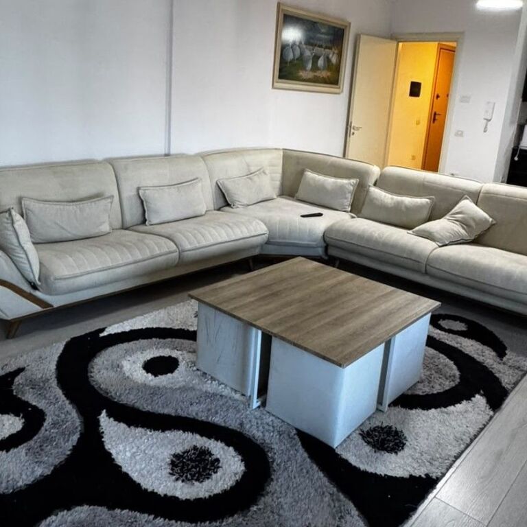 🏡 JEPET ME QIRA – APARTAMENT 2+1+2 + PARKIM 📍 Green City, Unaza e Re – Tiranë