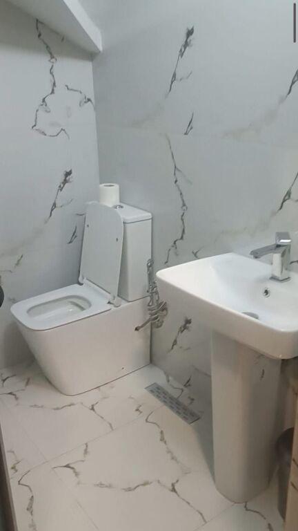 Affitto | Apartament 1 + 1 + Ballkon + Parkim | Rruga e Elbasanit | 680 €/mese